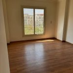 شقه ارضي 120 متر للبيع في كمبوند جايد التجمع