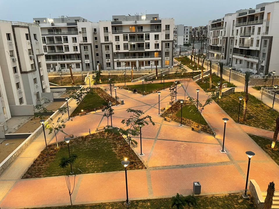 شقه 150 متر للبيع في كمبوند جايد التجمع الخامس