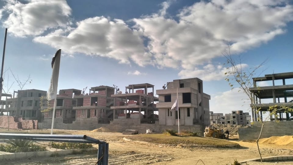 توين هاوس 305 متر في ذا يارد زايد الجديدة