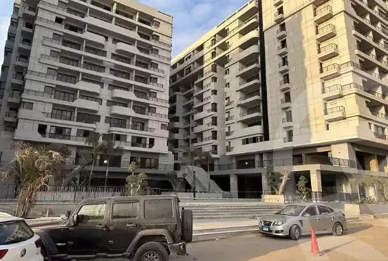 بنك 243متر للبيع في جو هيليوبلس