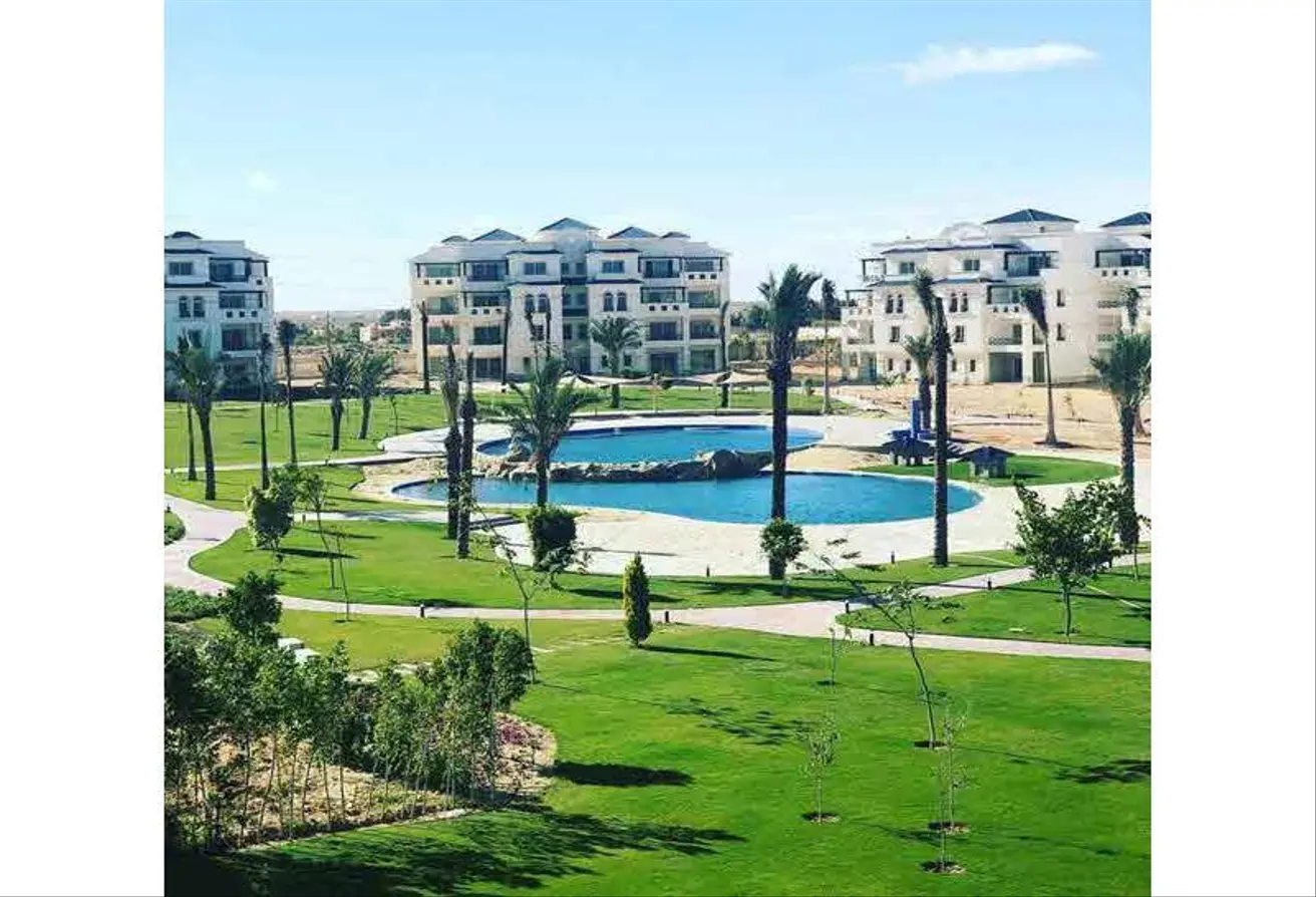 شقه 200 متر 3 غرف في سيتي ايدج مدينة العالمين