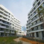 شقة للبيع غرفتين نص تشطيب في كمبوند بالتقسيط في مستقبل سيتي