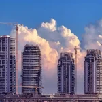 شقه 320 متر في ابراج العالمين علي البحر مباشره