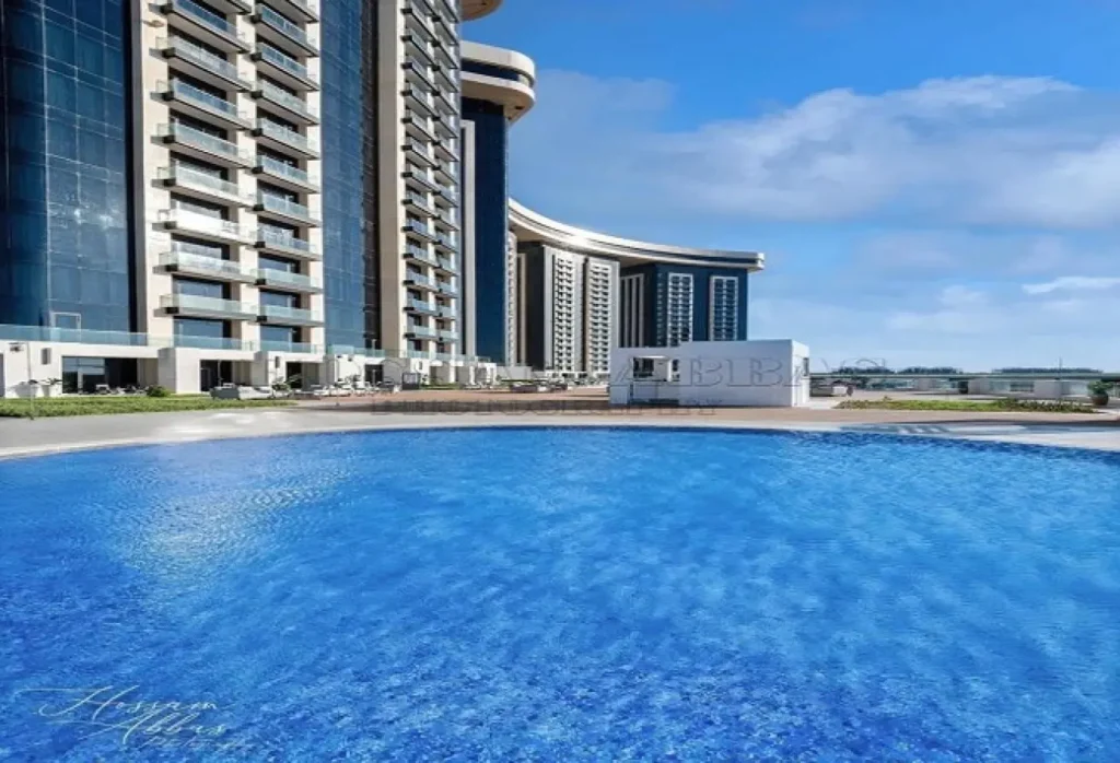 شقه 398 متر في ابراج العالمين سيتي ايدج