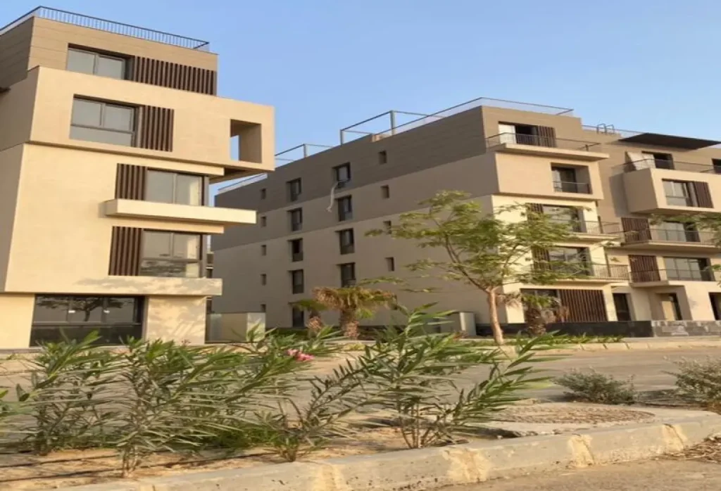 شقه 3 غرف مع حديقه خاصه في سوديك ايست 2