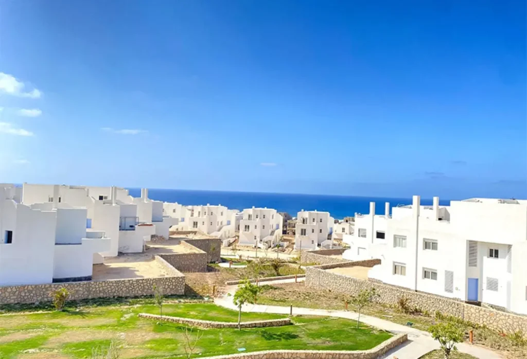 توين هاوس 219 متر في رأس الحكمه الكيلو 190