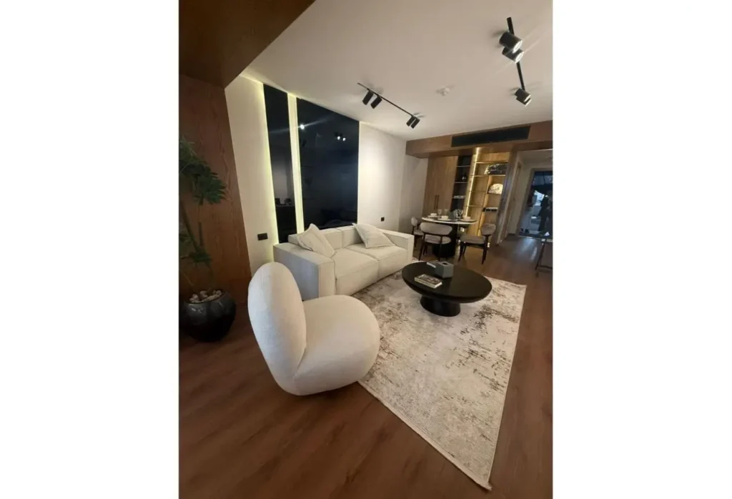 شقه فندقيه 65 متر الدور الرابع علي النيل