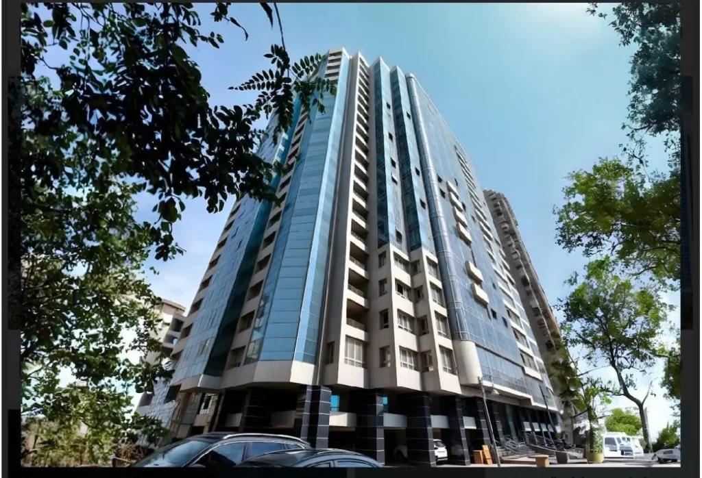 شقه فندقيه 65 متر مفروشه بالكامل علي النيل