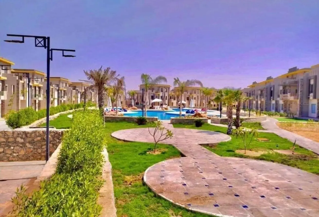 شاليه غرفتين بحديقه خاصه في سيسيليا الكيلو 275