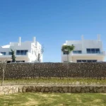 شاليه 170 متر بحديقه خاصه في الكيلو 190 رأس الحكمه