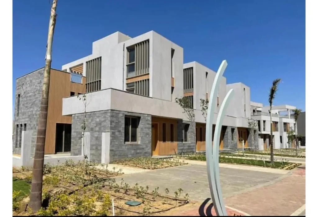 تاون هاوس 205 متر في الأهلي صبور مدينة المستقبل