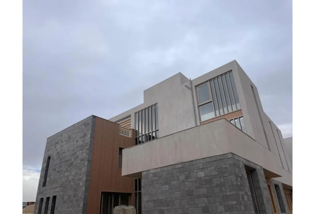 تاون هاوس 208 متر بحديقه خاصه في مدينة المستقبل