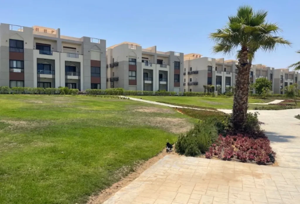 تاون هاوس 175 متر في جايا رأس الحكمه