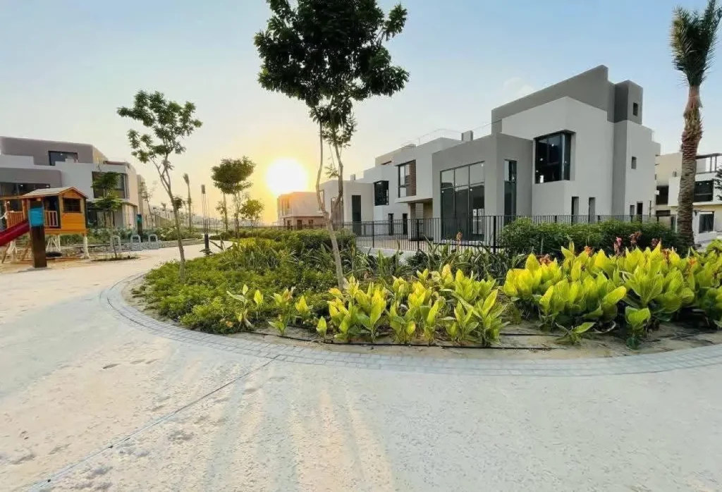 فيلا مستقله 605 متر في سوديك ايست 2