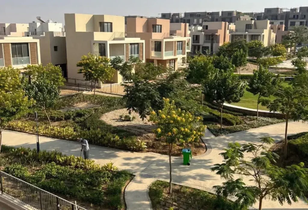 شقه 183 متر تشطيب كامل في سوديك هيليوبلس الجديدة