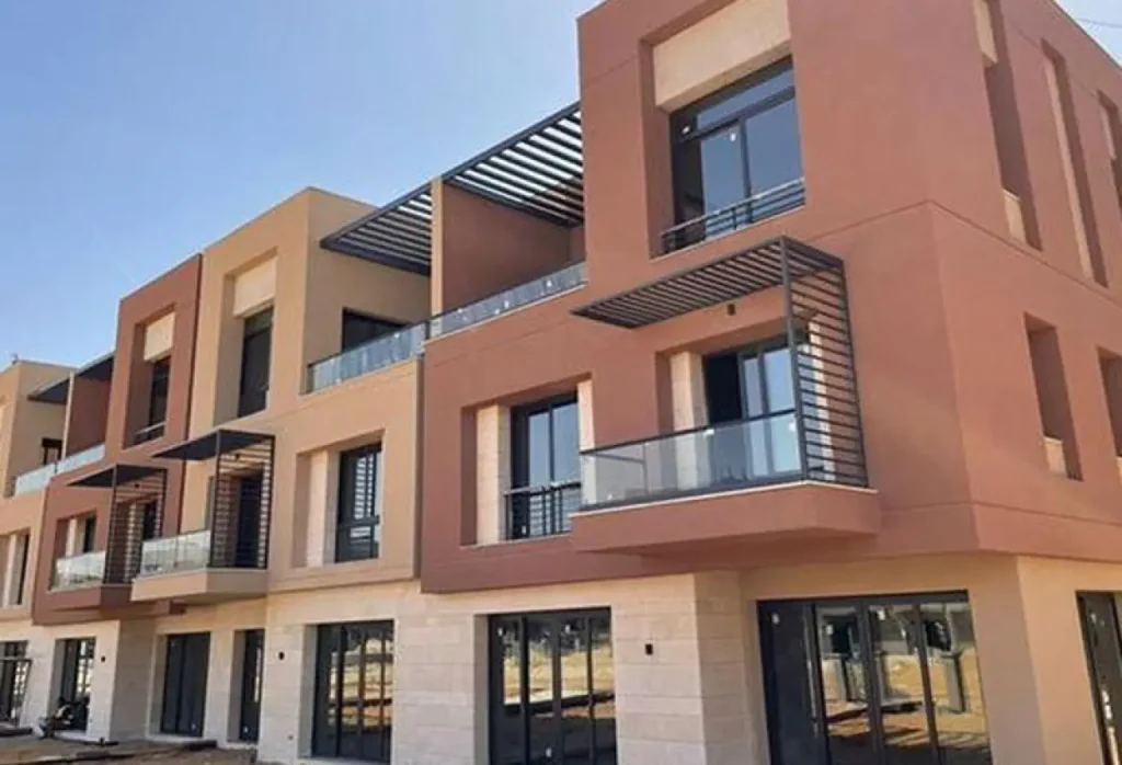 شقه 131متر في التجمع الخامس ديستركت فايف