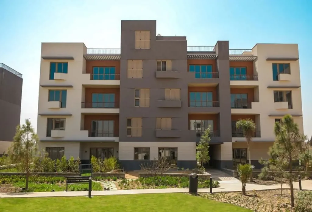 شقه 130 متر تشطيب سوبر لوكس في التجمع