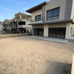 فيلا مستقله 528 متر في سوان ليك التجمع الخامس