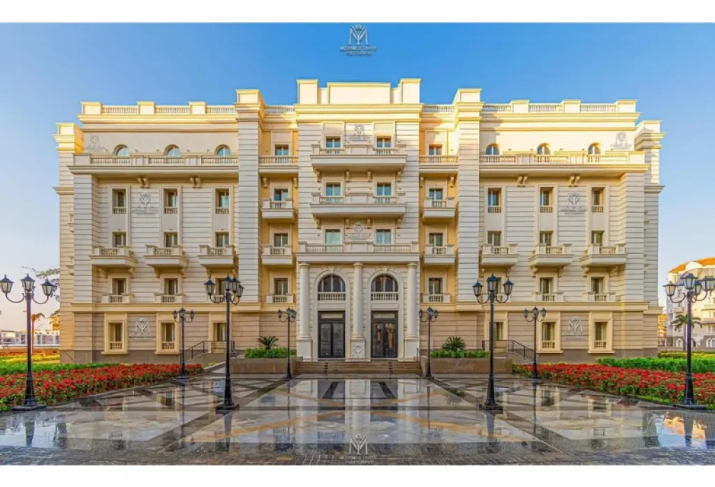 شقه220متر للبيع في نيو جاردن سيتي العاصمه