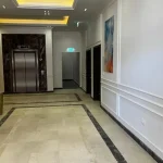 شقه 122 متر علي البحرمباشره في الحي اللاتيني