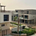 شقه 238 متر مع روف كبير في سوديك ايست 2