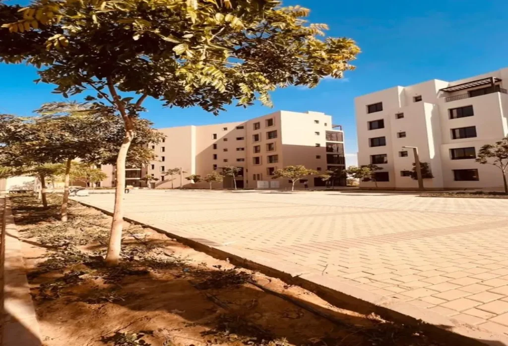 تاون هاوس 172متر للبيع في او ويست اوراسكوم