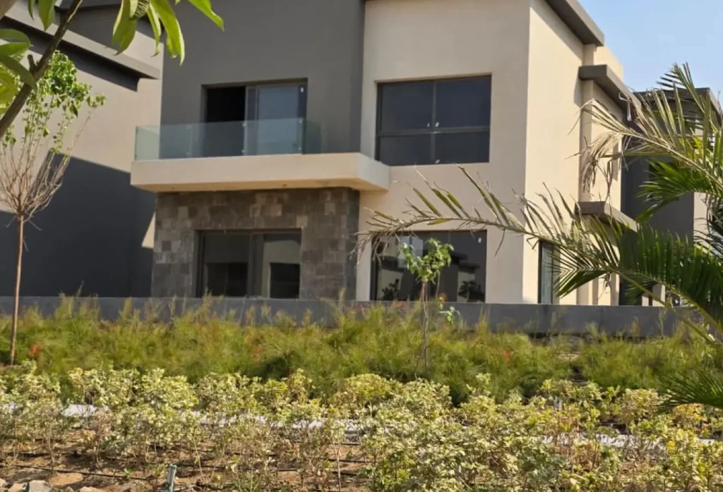 شقه128متر للبيع في كريك تاون التجمع