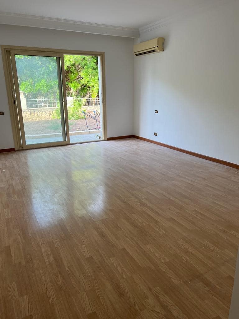 شقة أرضي بحديقة للبيع في بامبو 3