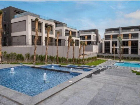 توين هاوس للبيع في El Patio Casa الشروق – استلام فوري