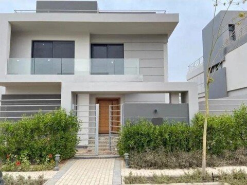 توين هاوس للبيع في El Patio Casa الشروق – استلام فوري