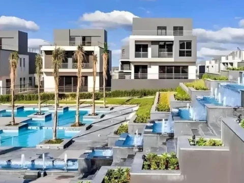 فيلا ستاند ألون للبيع في El Patio Town New Cairo