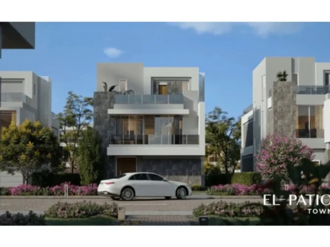 فيلا ستاند ألون للبيع في El Patio Town New Cairo