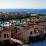 توين هاوس للبيع في لافيستا 6 العين السخنة