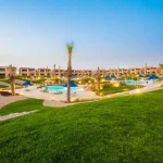 توين هاوس للبيع في لافيستا 6 العين السخنة