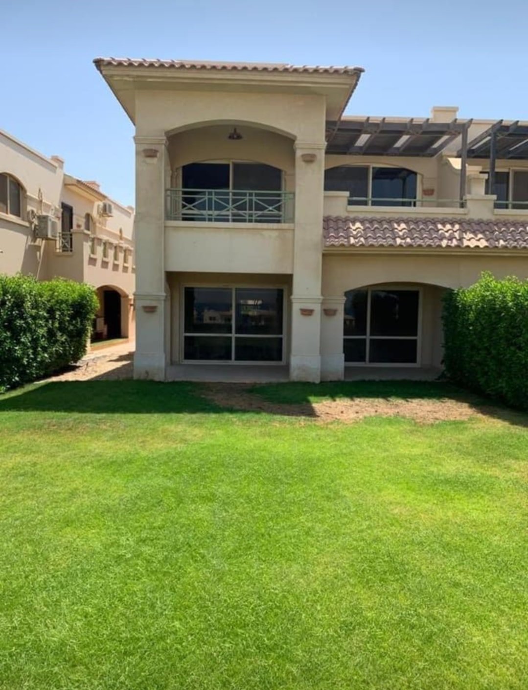 شاليه للبيع في La Vista Gardens العين السخنة