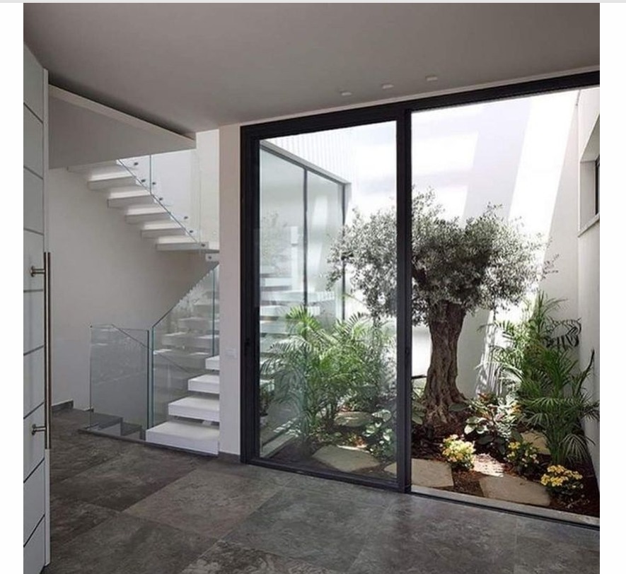 تاون هاوس 305 متر 4 غرف في ميد تاون ويست