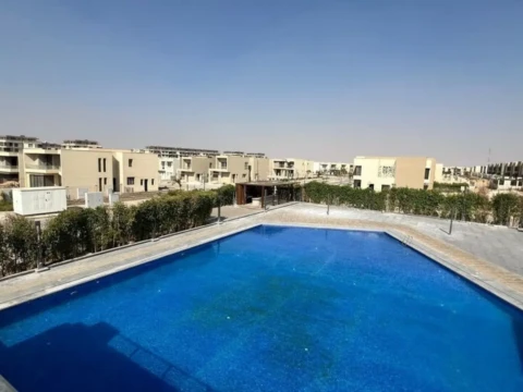 تاون هاوس كورنر بتصميم عصري palm parks