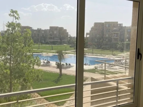 دوبلكس بحديقة للبيع 215م
