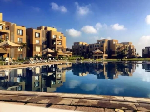 دوبلكس بحديقة للبيع 215م