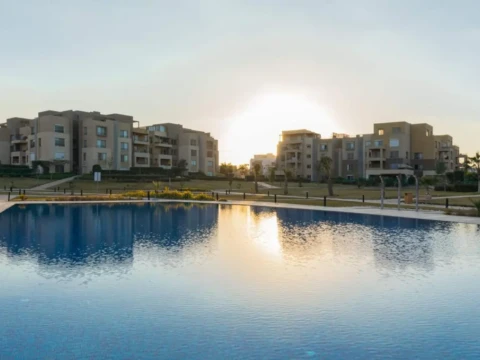 دوبلكس بحديقة للبيع 215م