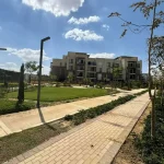 شقة متشطبة للبيع في Palm Parks