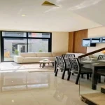 فيلا فاخرة للبيع في أرقى مجمع سكني الشيخ زايد