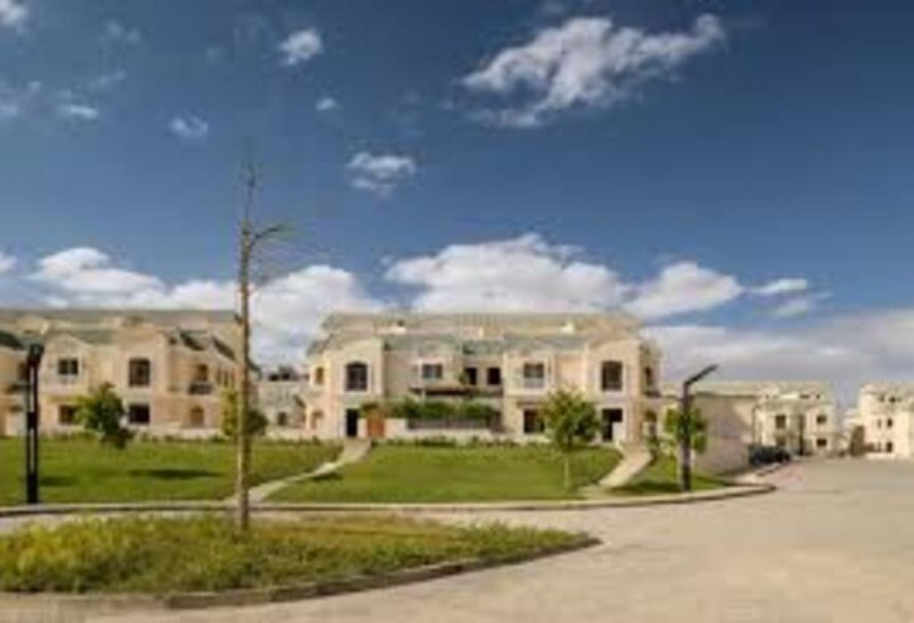 تاون هاوس استلام فوري للبيع في لافينير