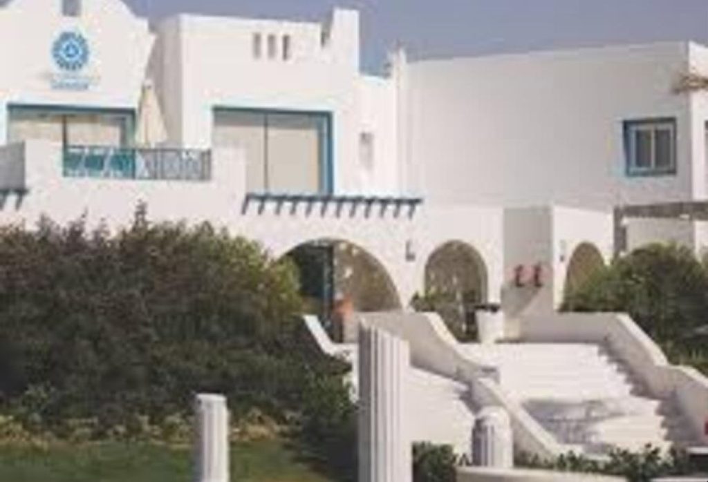 شالية استلام سنة للبيع في مونتن فيو رأس الحكمه