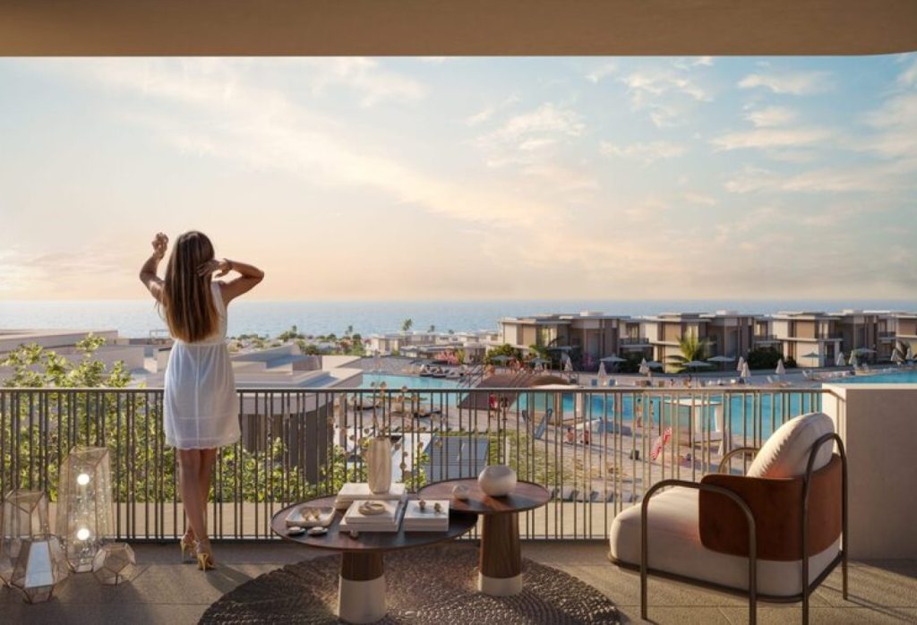 شالية متشطب بالكامل للبيع في كون رأس الحكمة