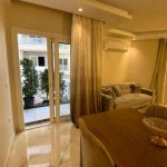 شقة بحديقة خاصة للايجار في مونتن فيو اي سيتي