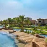 فيلا مستقلة فاخرة 1300م للبيع | سوان ليك قطامية