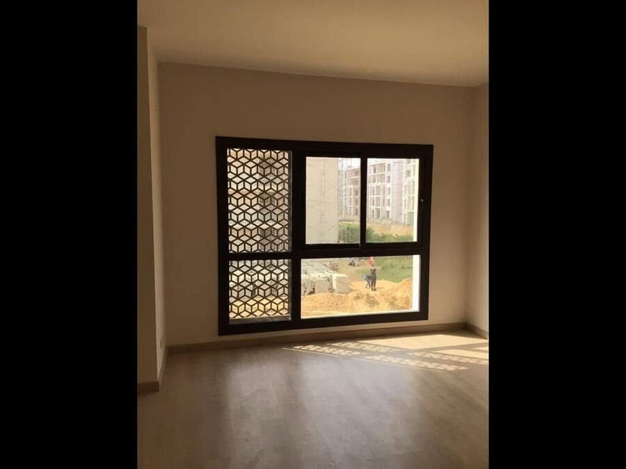 شقة تشطيب كامل استلام فوري للبيع في ادريس ايست