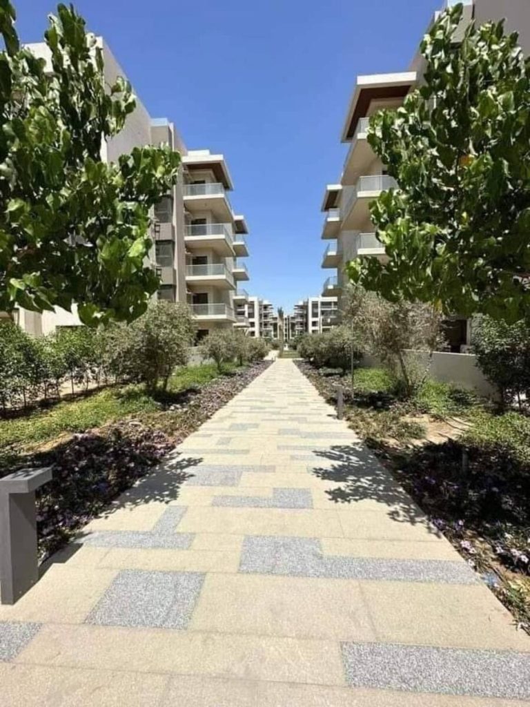 شقة تشطيب كامل استلام فوري للبيع في ادريس ايست