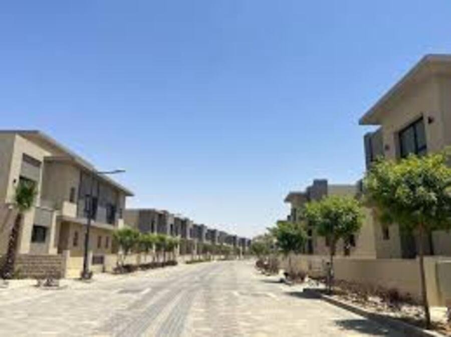 فيلا مستقلة للبيع في سوان ليك ريزيدنس